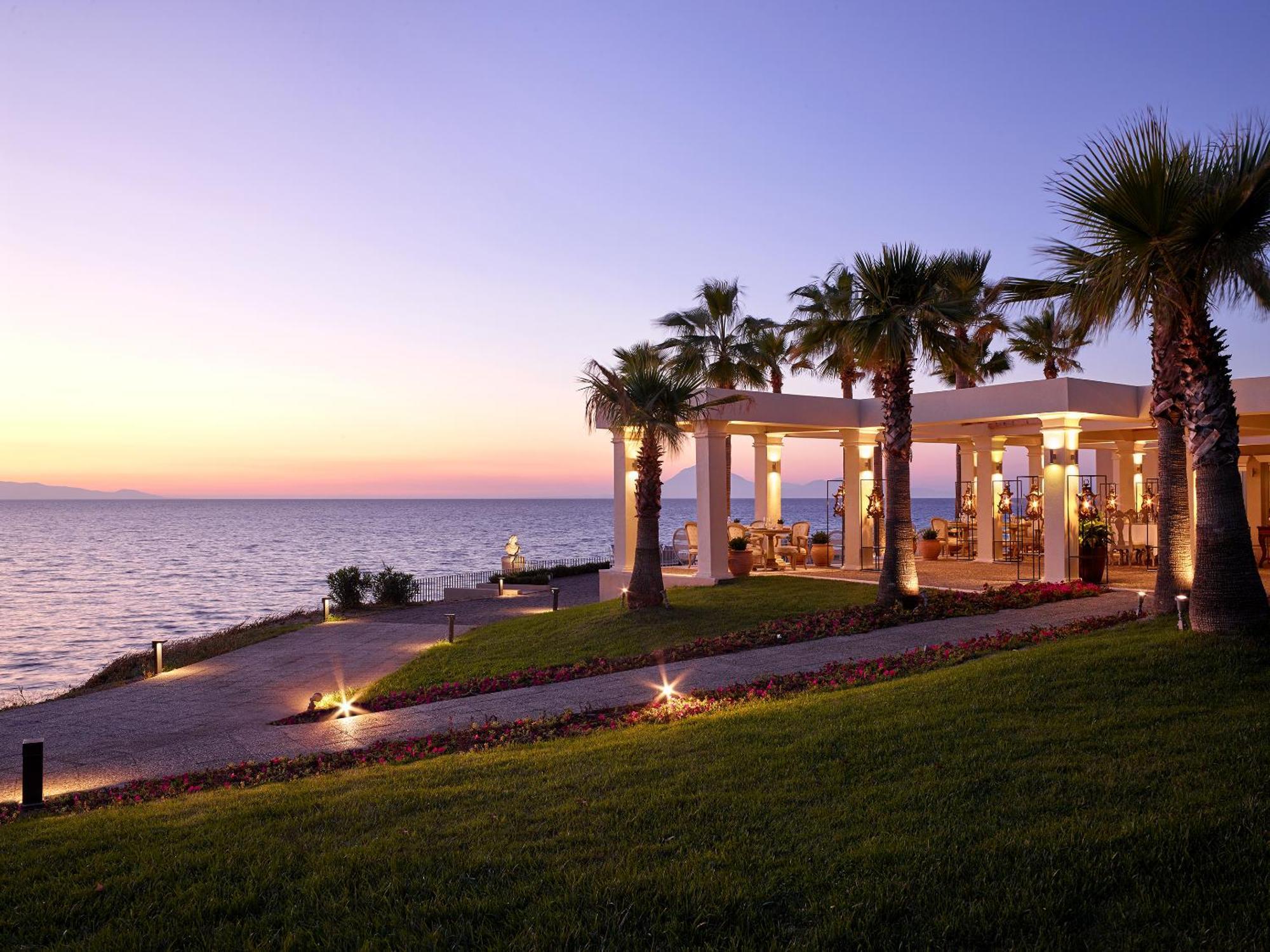 Mandola Rosa At Riviera Olympia, A Grecotel Resort To Live Лутра-Киллинис Экстерьер фото